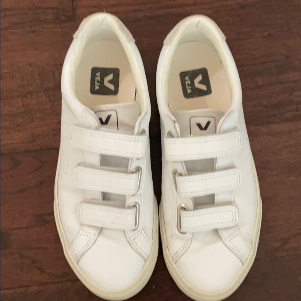Veja shoes size 36